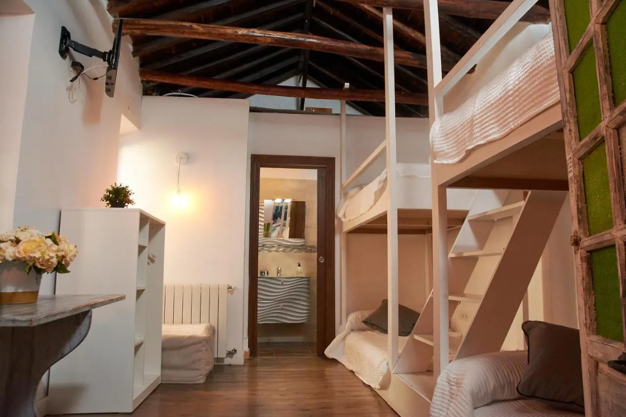 Zahira Suites III Granada Apartment